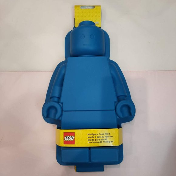 Authentic Lego Minifigure cake mold by LEGO - Picture 1 of 2